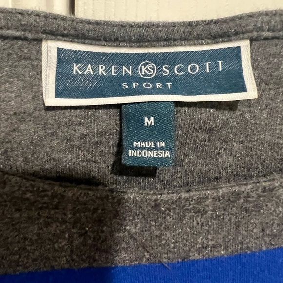 Top​​​​​​​​​​ - Picture 3 of 3